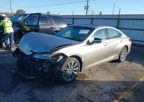 2021 Lexus Es 350 z USA, uszkodzony, nr VIN 58ADZ1B16MU089952